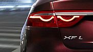 Jaguar показал тизер удлиненного седана XF